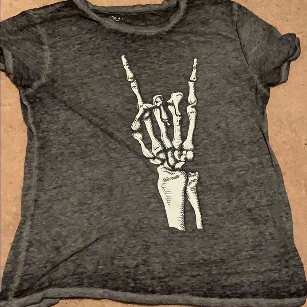 Skeleton hand “rock on” T-shirt